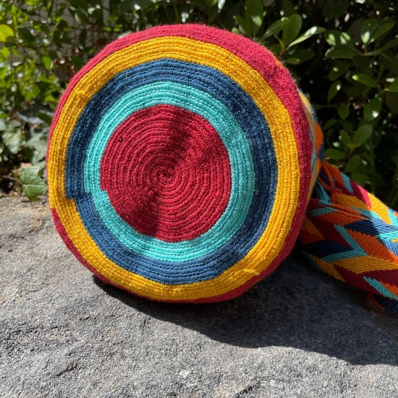 Wayuu Mochila Multicolor Bag NWT - Picture 4 of 8